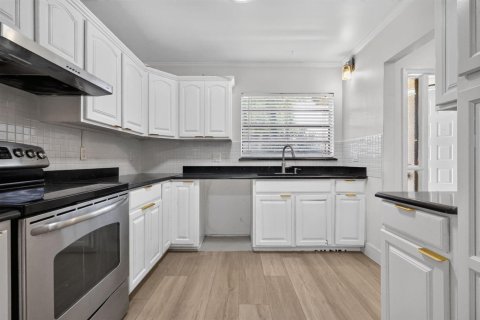 Adosado en venta en Lake Worth, Florida, 4 dormitorios, 158.49 m2 № 2246354 - foto 6