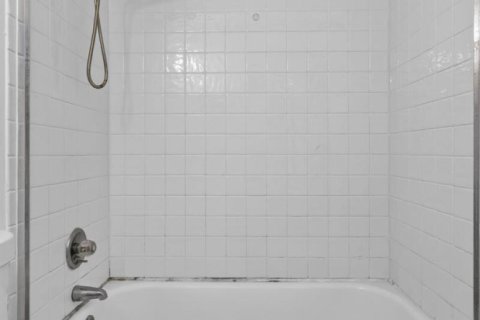 Adosado en venta en Lake Worth, Florida, 4 dormitorios, 158.49 m2 № 2246354 - foto 15