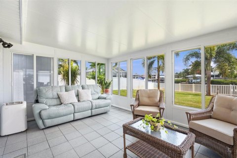 Casa en venta en Apollo Beach, Florida, 3 dormitorios, 133.69 m2 № 2266589 - foto 10