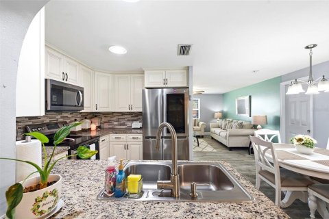 Casa en venta en Apollo Beach, Florida, 3 dormitorios, 133.69 m2 № 2266589 - foto 14