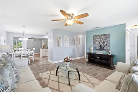 Casa en venta en Apollo Beach, Florida, 3 dormitorios, 133.69 m2 № 2266589 - foto 17
