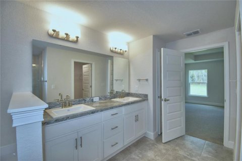 Casa en venta en Lakeland, Florida, 4 dormitorios, 204.38 m2 № 2342358 - foto 9