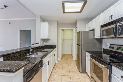Condo in Tampa, Florida, 2 bedrooms  № 1844653 - photo 15