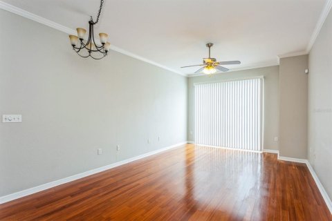 Condo in Tampa, Florida, 2 bedrooms  № 1844653 - photo 21