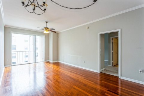 Condo in Tampa, Florida, 2 bedrooms  № 1844653 - photo 23