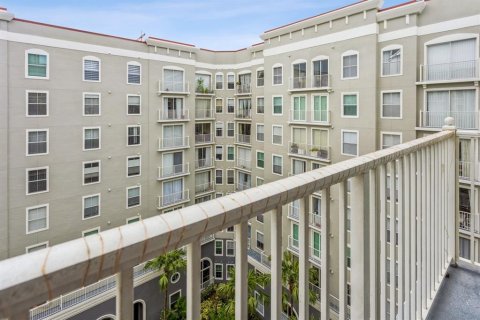 Condo in Tampa, Florida, 2 bedrooms  № 1844653 - photo 27