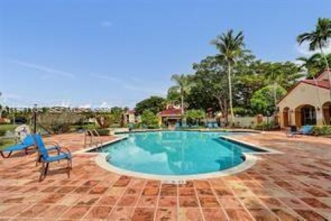 Купить кондоминиум в Мирамар, Флорида 3 спальни, 104.52м2, № 2032094 - фото 25