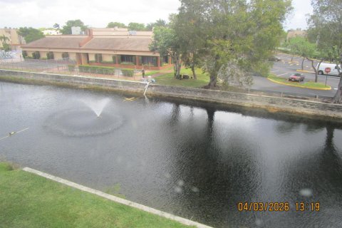Copropriété à vendre à Sunrise, Floride: 1 chambre, 69.68 m2 № 2250522 - photo 6