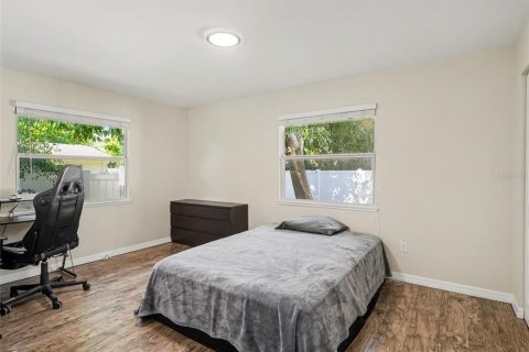 Купить виллу или дом в Сарасота, Флорида 6 комнат, 217.95м2, № 2221469 - фото 25