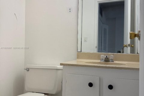 Condominio en alquiler en Sunny Isles Beach, Florida, 1 dormitorio, 71.26 m2 № 1994034 - foto 27