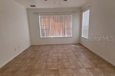 Casa en alquiler en Kissimmee, Florida, 4 dormitorios, 186.27 m2 № 1901663 - foto 12