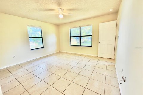 Villa ou maison à louer à Bradenton, Floride: 2 chambres, 121.05 m2 № 2098326 - photo 15