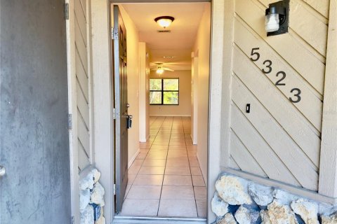 Villa ou maison à louer à Bradenton, Floride: 2 chambres, 121.05 m2 № 2098326 - photo 2