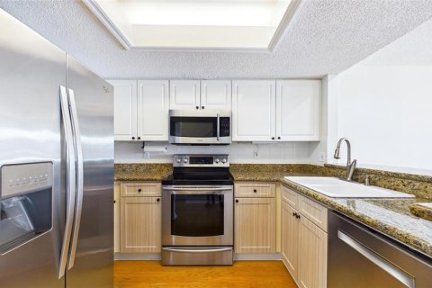 Купить таунхаус в Сент-Питерсберг, Флорида 14 комнат, 147.25м2, № 2235656 - фото 9