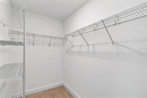 Townhouse in Davenport, Florida 3 bedrooms, 159.05 sq.m. № 2096386 - photo 25