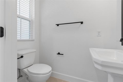 Townhouse in Davenport, Florida 3 bedrooms, 159.05 sq.m. № 2096386 - photo 16