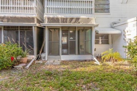 Condo in Bradenton, Florida, 2 bedrooms  № 1602052 - photo 16