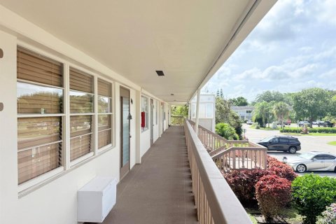 Condo in Deerfield Beach, Florida, 1 bedroom № 2175639 - photo 26