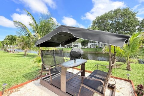 Condo in Deerfield Beach, Florida, 1 bedroom № 2175639 - photo 27