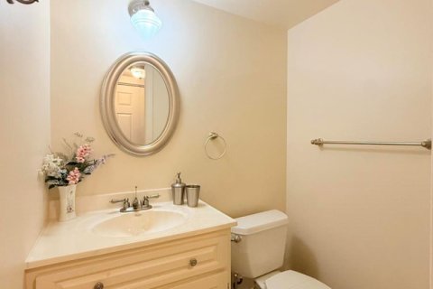 Condo in Deerfield Beach, Florida, 1 bedroom № 2175639 - photo 14