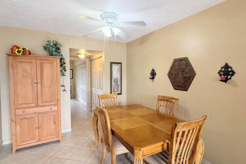 Condo in Deerfield Beach, Florida, 1 bedroom № 2175639 - photo 9