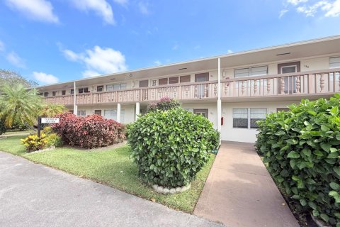 Condo in Deerfield Beach, Florida, 1 bedroom № 2175639 - photo 30
