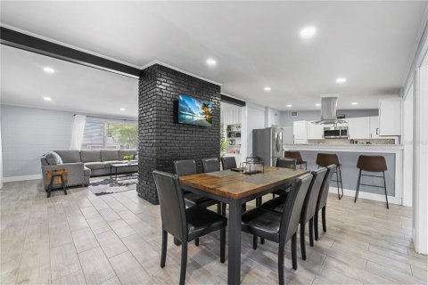Casa en venta en Winter Park, Florida, 3 dormitorios, 175.31 m2 № 1681980 - foto 11