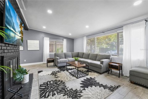 Casa en venta en Winter Park, Florida, 3 dormitorios, 175.31 m2 № 1681980 - foto 8