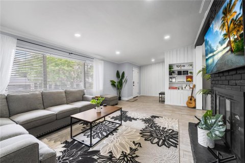 Casa en venta en Winter Park, Florida, 3 dormitorios, 175.31 m2 № 1681980 - foto 6