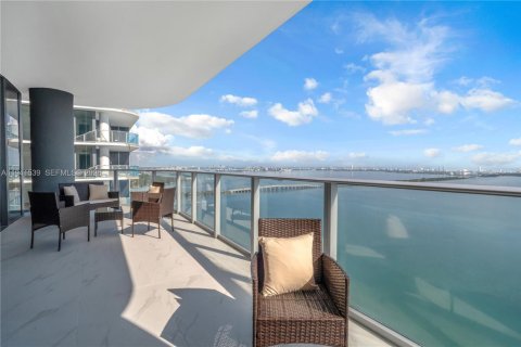 Купить кондоминиум в Майами, Флорида 4 спальни, № 1999146 - фото 17