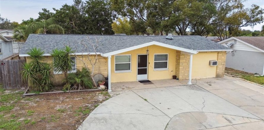 Casa en New Port Richey, Florida 2 dormitorios, 119.19 m2 № 1521495