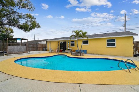 Casa en venta en New Port Richey, Florida, 2 dormitorios, 119.19 m2 № 1521495 - foto 3