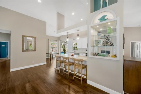 Casa en venta en Brandon, Florida, 4 dormitorios, 226.03 m2 № 2384121 - foto 8