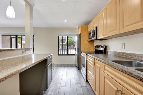 Condominio en alquiler en Jupiter, Florida, 2 dormitorios, 102.19 m2 № 2077533 - foto 2