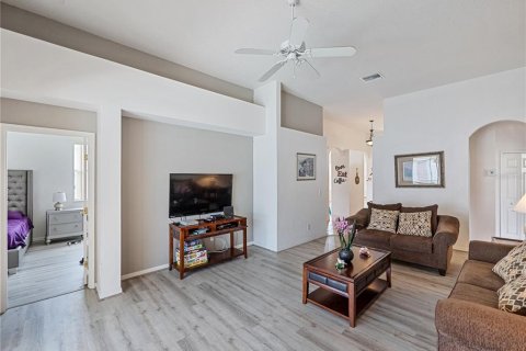 Casa en alquiler en Davenport, Florida, 4 dormitorios, 170.29 m2 № 1900843 - foto 12