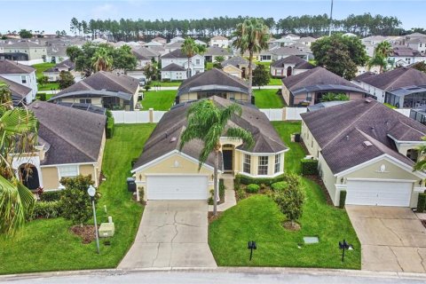 Casa en alquiler en Davenport, Florida, 4 dormitorios, 170.29 m2 № 1900843 - foto 2