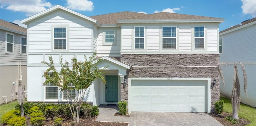 House in Davenport, Florida 9 bedrooms, 408.68 sq.m. № 2391349