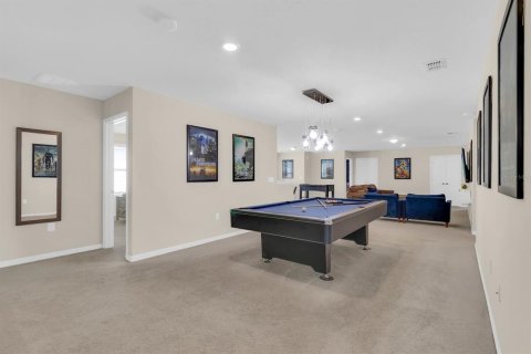House in Davenport, Florida 9 bedrooms, 408.68 sq.m. № 2391349 - photo 29