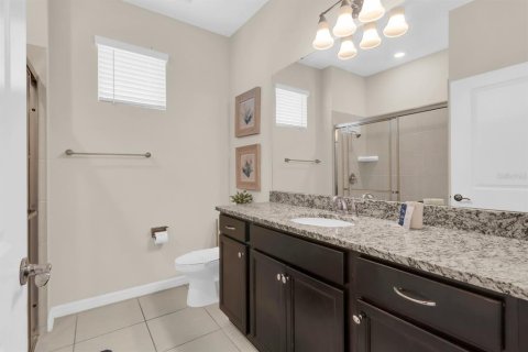House in Davenport, Florida 9 bedrooms, 408.68 sq.m. № 2391349 - photo 16