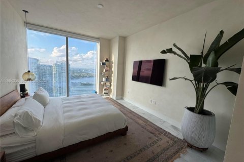 Купить кондоминиум в Майами, Флорида 1 комната, 105.35м2, № 2045492 - фото 9