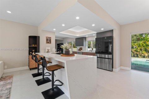 House in Plantation, Florida 3 bedrooms, 159.05 sq.m. № 2009368 - photo 10