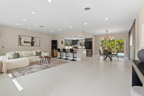 House in Plantation, Florida 3 bedrooms, 159.05 sq.m. № 2009368 - photo 3