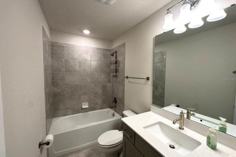 Townhouse in ISLES OF LAKE NONA in Orlando, Florida 3 bedrooms, 153.47 sq.m. № 1870400 - photo 13