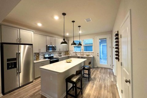 Townhouse in ISLES OF LAKE NONA in Orlando, Florida 3 bedrooms, 153.47 sq.m. № 1870400 - photo 4