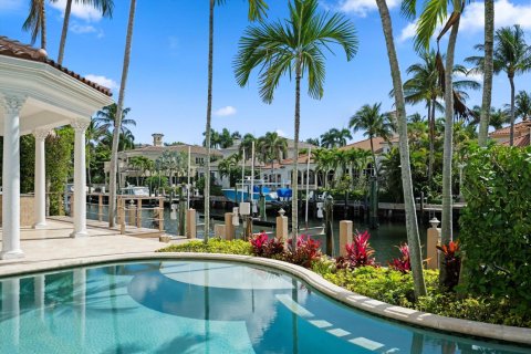 Villa ou maison à North Palm Beach, Floride 4 chambres, 435.99 m2 № 2087695