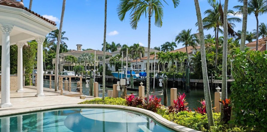 Villa ou maison à North Palm Beach, Floride 4 chambres, 435.99 m2 № 2087695