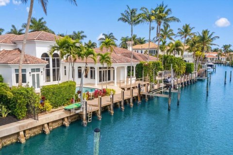 Villa ou maison à vendre à North Palm Beach, Floride: 4 chambres, 435.99 m2 № 2087695 - photo 2