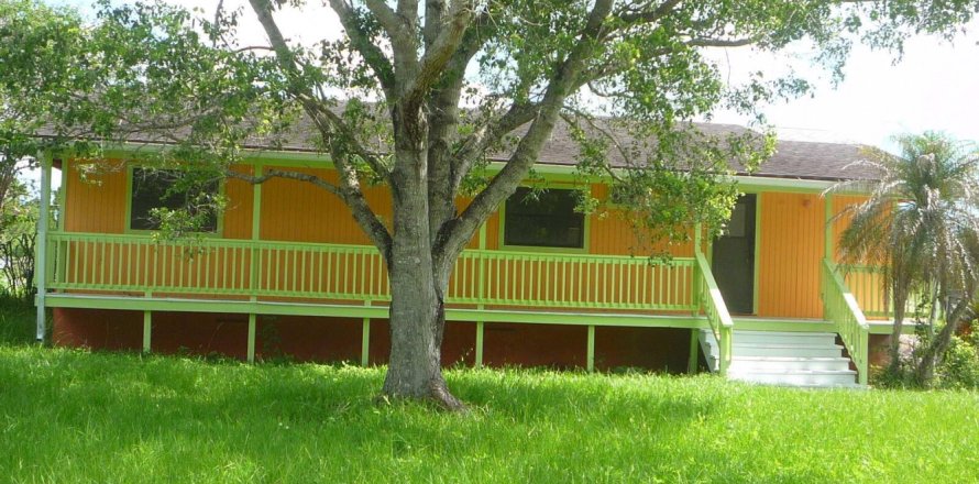 Villa ou maison à Port St. Lucie, Floride 2 chambres, 102.56 m2 № 2242519