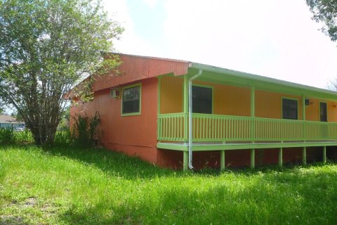 Villa ou maison à vendre à Port St. Lucie, Floride: 2 chambres, 102.56 m2 № 2242519 - photo 3