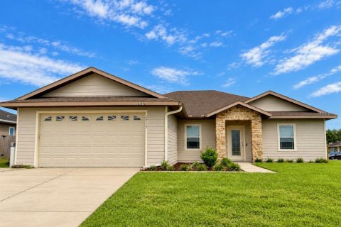 Villa ou maison à Newberry, Floride 4 chambres, 180.88 m2 № 2435205